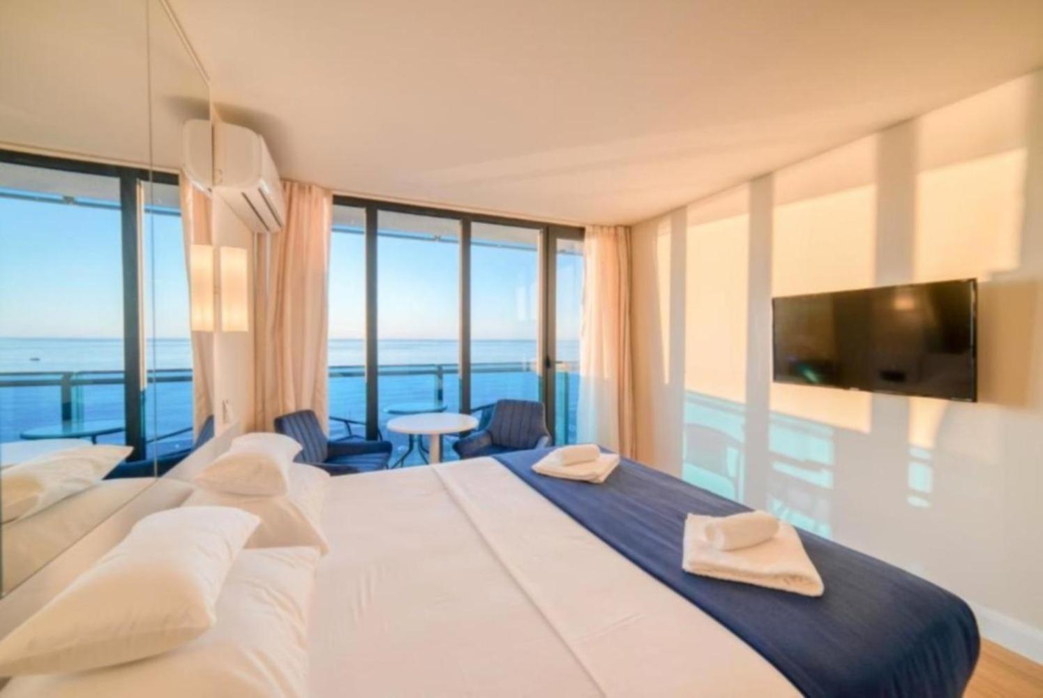 Panorama Black Sea View & Aparthotel Batumi Exterior photo
